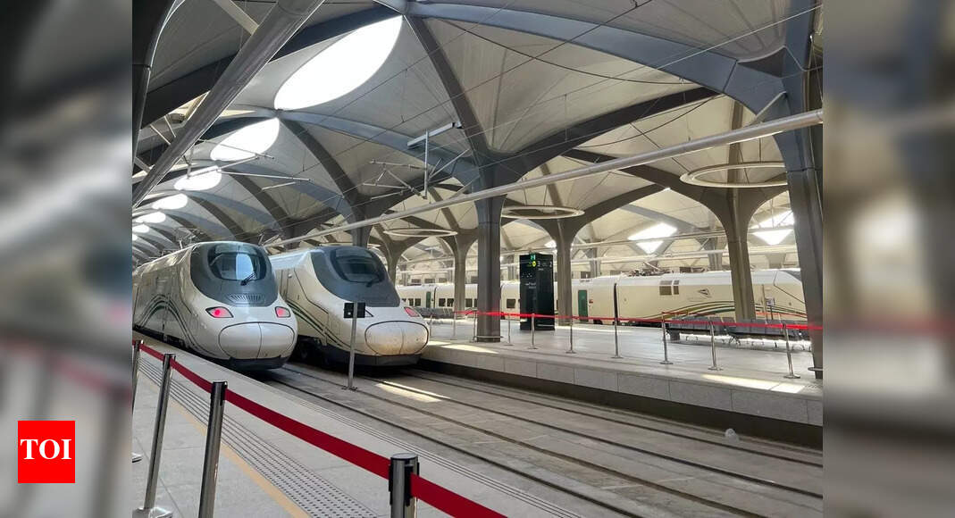 Saudi Arabia's $7 billion "Land Bridge" rail project to link Jeddah and Riyadh in under 4 hours