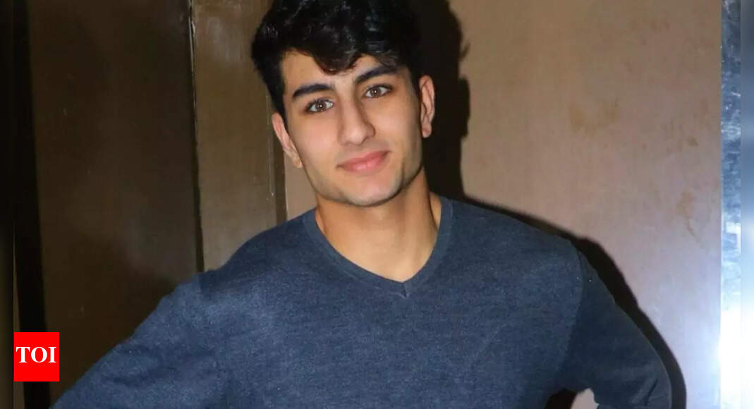 ​’Kunal Deshmukh can present me well’: Ibrahim Ali Khan has a ‘good feeling’ about debut film, ‘Diler’ | Hindi Movie News – The Times of India