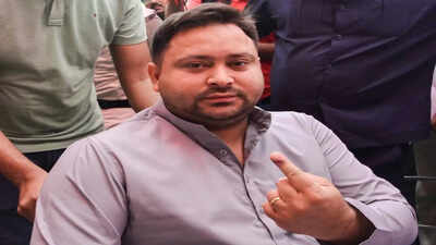  RJD announces 143 candidates including 24 women; seat overlap with Congress in 3 areas