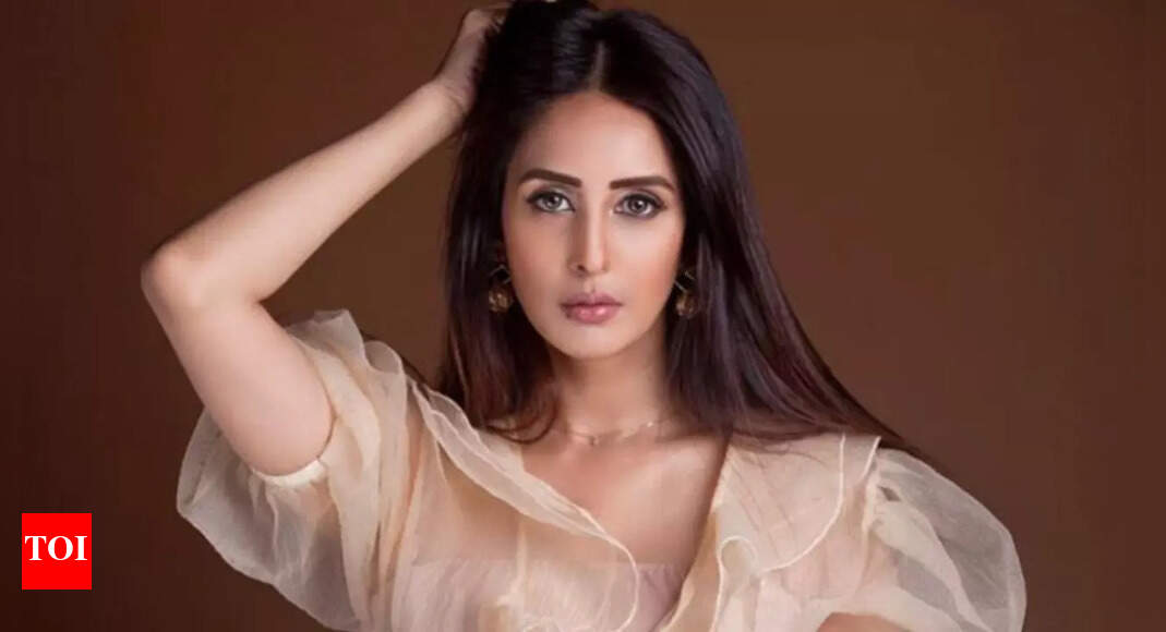 Chahatt Khanna urges for a noise-free Diwali to protect animals: Festivals should bring joy, not fear