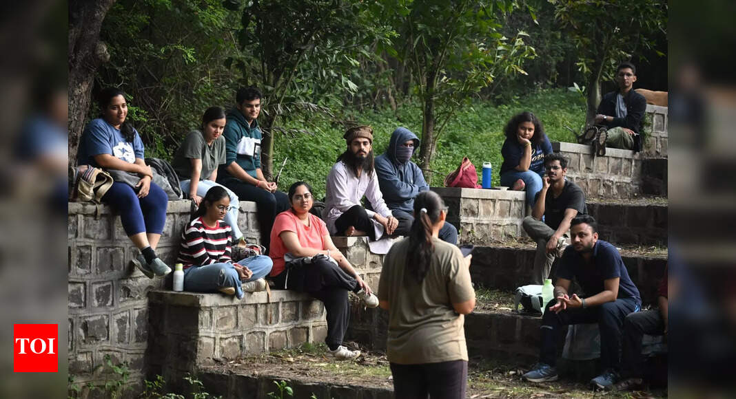 Morning trek, shared recitals and the sounds of the nature