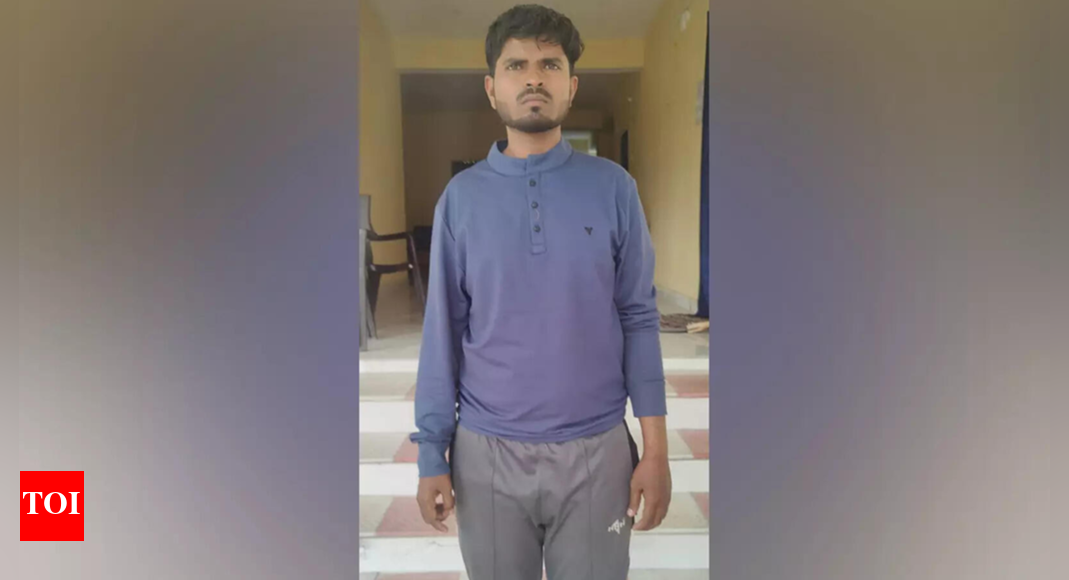 Nizamabad constable murder case: Accused Riyaz snatches cop's gun in escape bid, gunned down; policeman injured