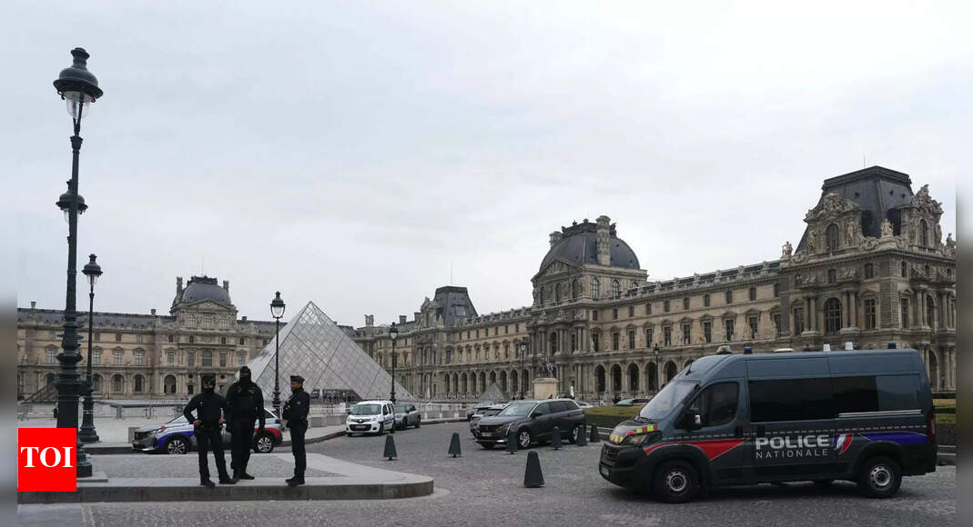Gone in 7 mins: How thieves stole ‘priceless’ jewels from Louvre