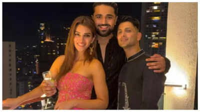 Kriti Sanon's rumoured beau Kabir Bahia joins her for Diwali celebrations; couple's pic together goes viral