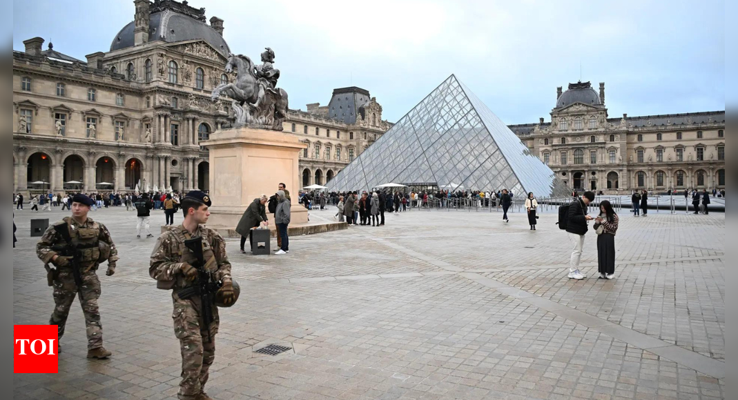 ‘Possibly experienced foreigners’: French minister gets fresh lead on Louvre thieves who pulled off 7-minute heist