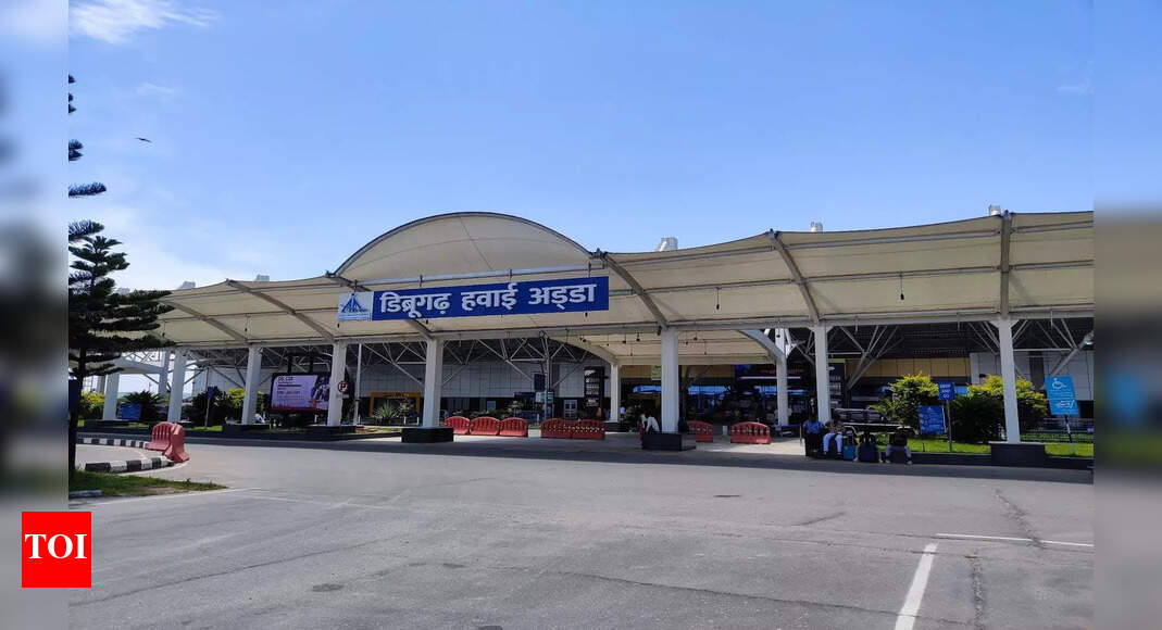 Dibrugarh-bound Air India Express flight returns to Guwahati due to technical snag