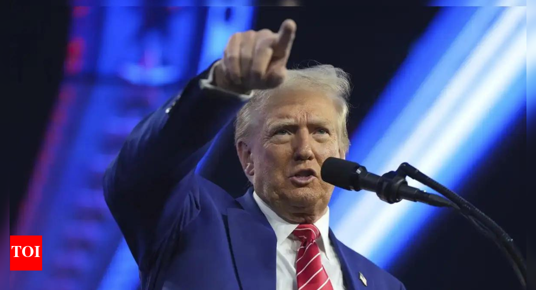 <div>'Behave, be good or you will be eradicated': Donald Trump's warning to Hamas against Gaza truce breach - watch</div> <div>'Behave, be good or you will be eradicated': Donald Trump's warning to Hamas against Gaza truce breach - watch</div>