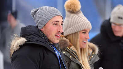  Brad Marchand’s wife Katrina urges Bruins fans to show love during his emotional return to Boston