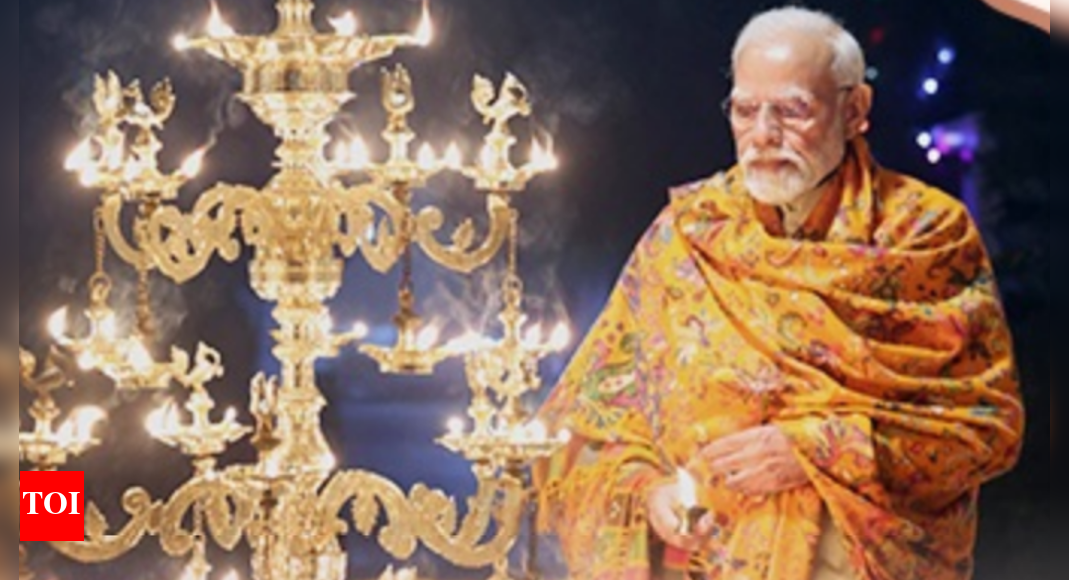 <div>'Adopt swadeshi, respect all languages': PM Modi’s letter to nation on Diwali; highlights ‘historic achievements’</div> <div>'Adopt swadeshi, respect all languages': PM Modi’s letter to nation on Diwali; highlights ‘historic achievements’</div>