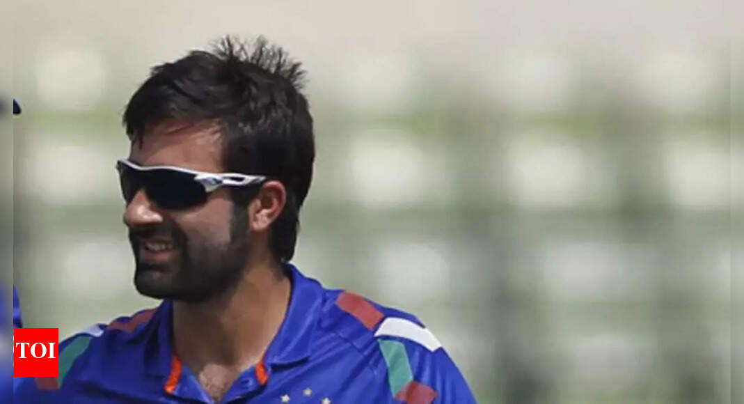 Parvez Rasool bids farewell to cricket