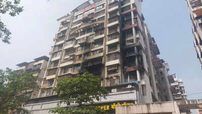  4 charred in Vashi apartment, 2 die in Kamothe LPG blast; dozens rescued