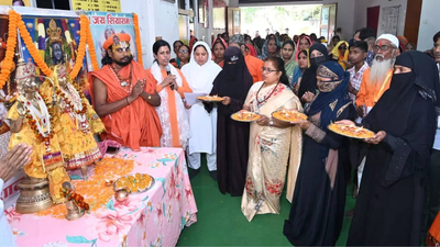  Muslim women celebrate Diwali, perform Aarti of Lord Ram to promote communal harmony