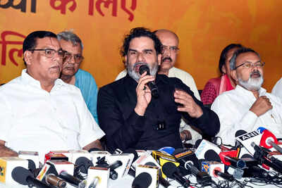Bihar polls: Prashant Kishor accuses BJP of 'pressuring' Jan Suraaj candidates; urges Election Commission to act