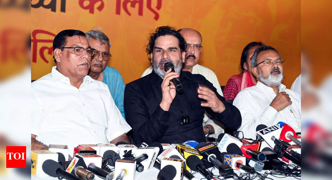 <div>Bihar polls: Prashant Kishor accuses BJP of 'pressuring' Jan Suraaj candidates; urges Election Commission to act</div> <div>Bihar polls: Prashant Kishor accuses BJP of 'pressuring' Jan Suraaj candidates; urges Election Commission to act</div>