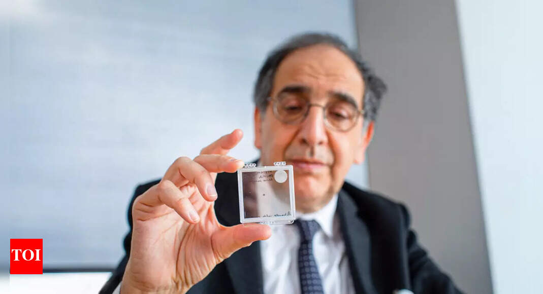 Vision loss in aging eyes? Retinal implant offers hope of second sight