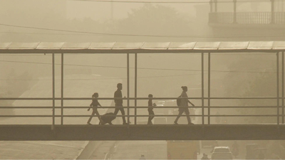 Delhi has worst Diwali air in 4 years, Tuesday winds prevent ‘severe’ drop