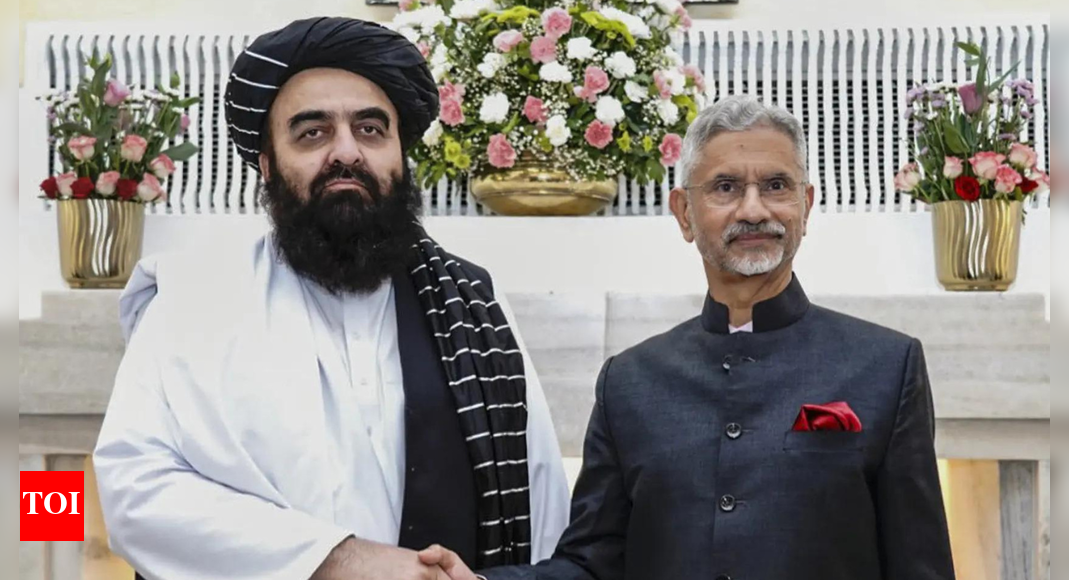 <div>After Taliban minister's visit, Kabul embassy restored</div> <div>After Taliban minister's visit, Kabul embassy restored</div>