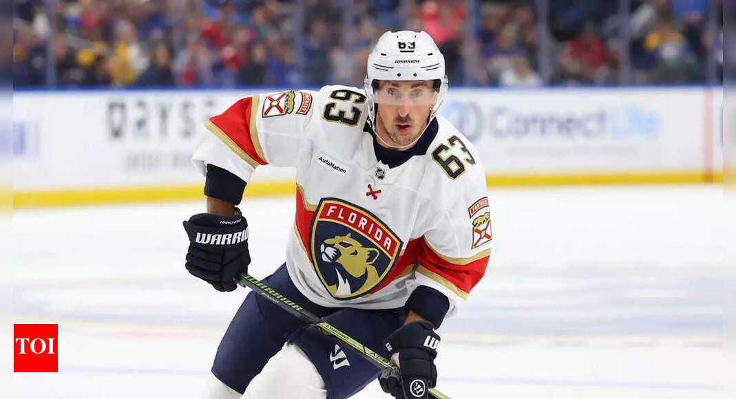 Panthers’ Brad Marchand breaks down in tears after heartfelt Bruins tribute during emotional Boston homecoming
