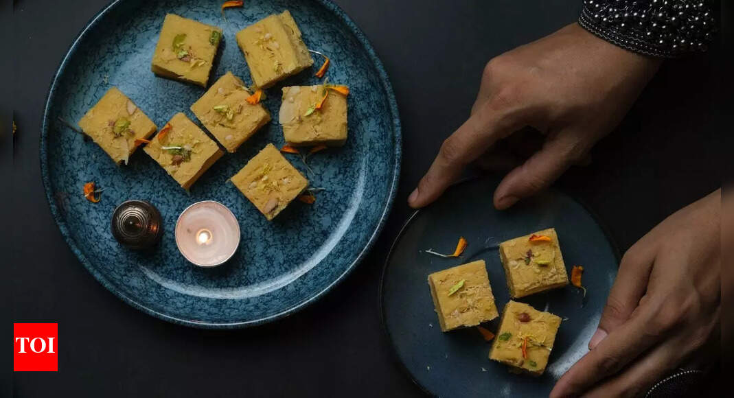 Diwali bonus gone wrong: Workers throw soan papdi, netizens say ‘Ungrateful!’