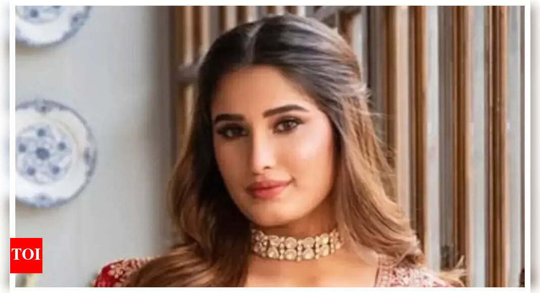 'Alia Bhatt and Deepika Padukone are greatest performers...': Rasha Thadani on stepping out of Raveena Tandon’s shadow
