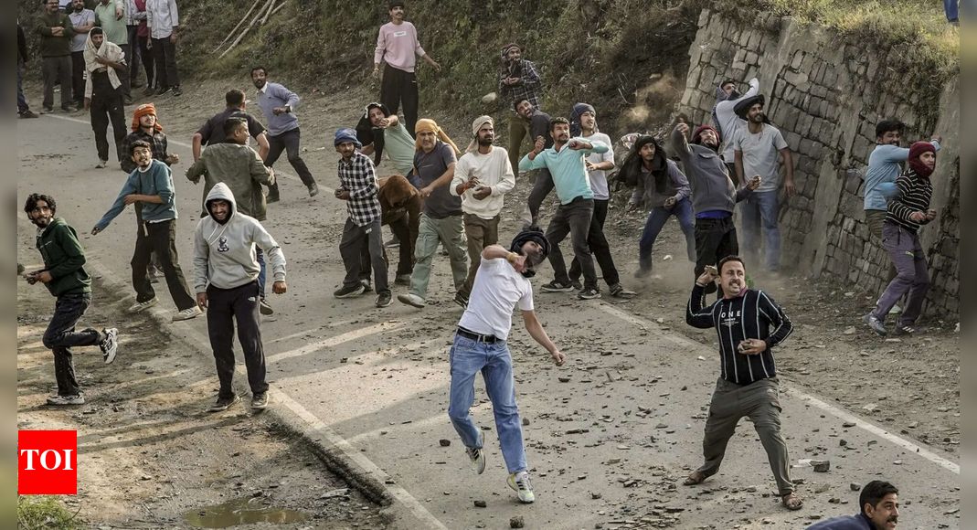 ‘Pathar Mela’: Shimla villagers engage in traditional stone-pelting ritual; sacred blood tilak marked