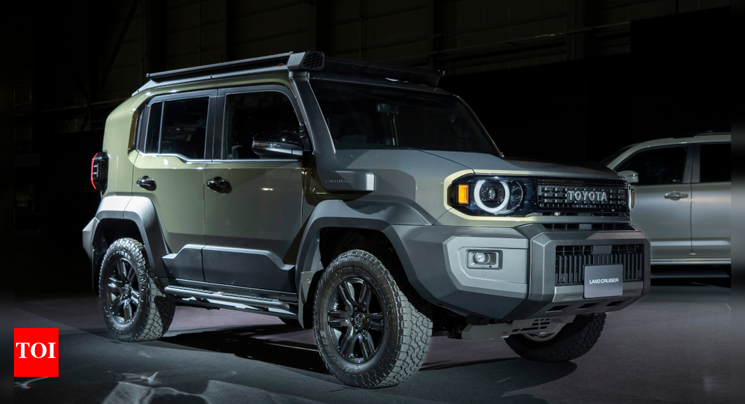 2025 Toyota Land Cruiser FJ revealed: Baby Land Cruiser with rugged looks!