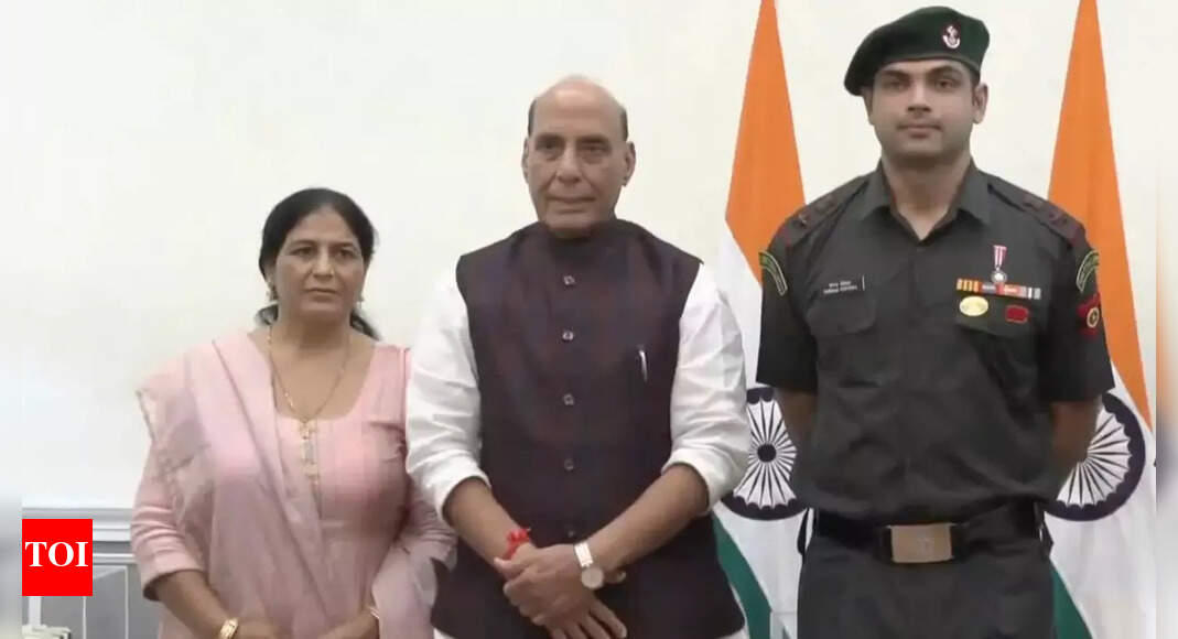 Watch: Neeraj Chopra conferred honorary rank of Lt Colonel in Army