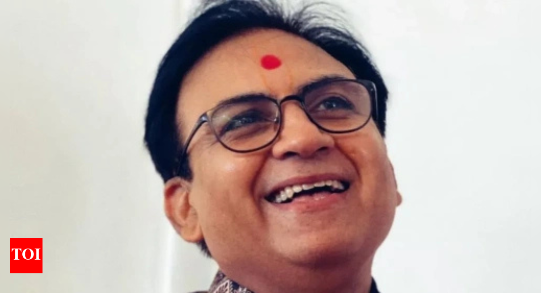 Dilip Joshi visits Dadar’s Swaminarayan Mandir for Annakut celebration, calls it ‘A truly heartwarming experience’