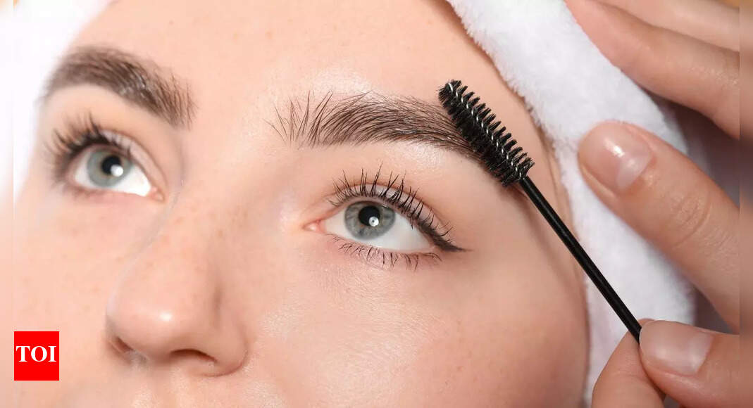 How to stop eyebrow hair loss naturally: Effective home remedies for thicker eyebrows