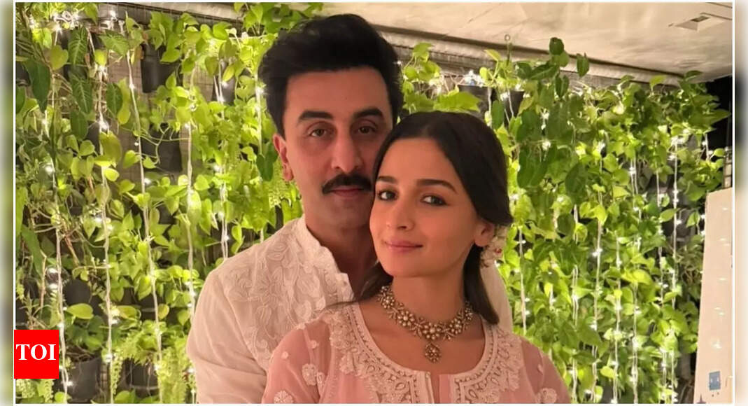 <div>Subhash praises Ranbir's humility, calls 'too simple a guy'</div>