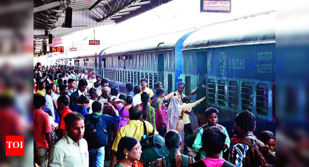 Tatanagar Station Implements New Measures for Smooth Chhath Festival Travel