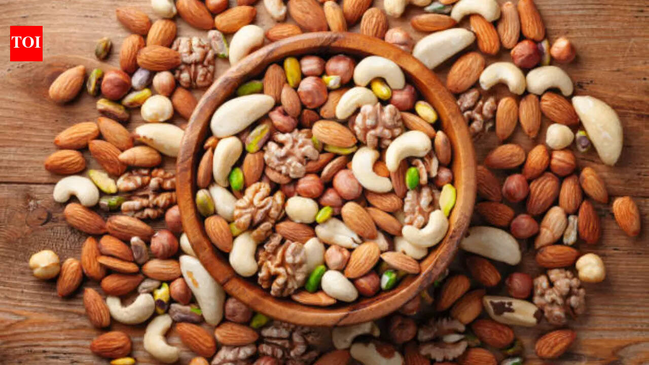 6 types of n uts, their soaking time, and benefits
