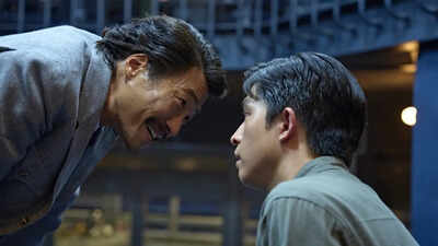  Star returns in dark political satire 'Good News'