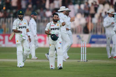 Why Mohammad Rizwan was not out despite hitting the stumps on the last ball - Explained