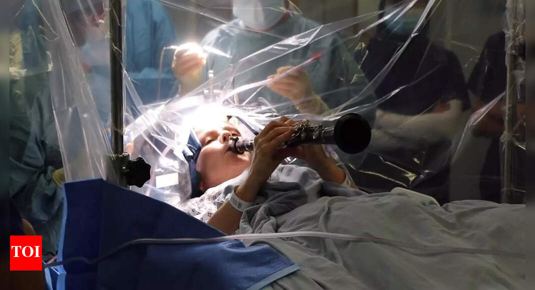 UK woman with Parkinson's plays clarinet during deep brain stimulation surgery; here’s what happens next