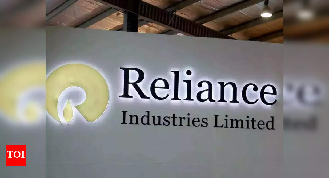 Sanctions on Russian oil: Top buyer Reliance planning to 'recalibrate' its crude sourcing, says report
