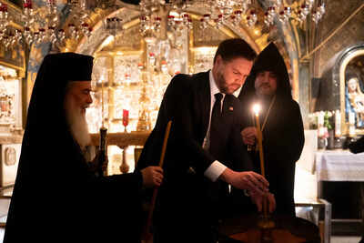 <p>U.S. Vice President JD Vance, center, tours The Church of the Holy Sepulchre in the Old City of Jerusalem Thursday, Oct. 23, 2025. (Nathan Howard/Pool Photo via AP)</p>
<p>” decoding=”async”/></p></div>
</p></div>
<div class= Rubio will travel to Israel after Vance's visit to ensure fragile Gaza ceasefire holds