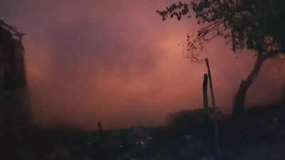 Delhi fire alert: Massive blaze engulfs scrap warehouse in Rani Garden slums; 8 fire trucks deployed – Times of India