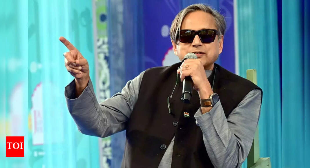 <div>'Trump shouldn't tell what India will do': Tharoor slams US Prez's Russia oil claim; asserts New Delhi can make its own announcements</div> <div>'Trump shouldn't tell what India will do': Tharoor slams US Prez's Russia oil claim; asserts New Delhi can make its own announcements</div>