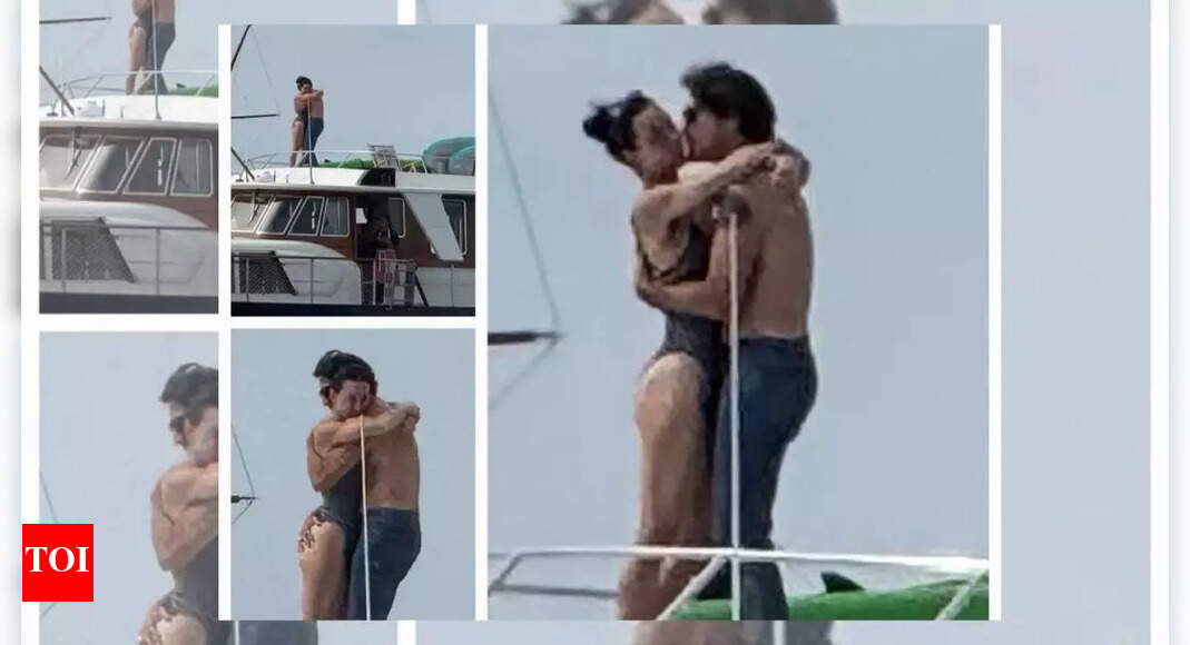 <div>Justin Trudeau would 'never date a civilian,' say sources as ex-Canadian PM’s intimate photos with Katy Perry go viral</div> <div>Justin Trudeau would 'never date a civilian,' say sources as ex-Canadian PM’s intimate photos with Katy Perry go viral</div>
