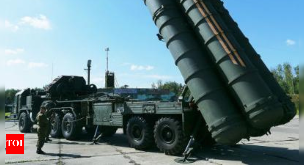 <div>MoD clears mega acquisitions of S-400 air defence missiles & amphibious warships among other projects worth Rs 79,000 crore</div> <div>MoD clears mega acquisitions of S-400 air defence missiles & amphibious warships among other projects worth Rs 79,000 crore</div>