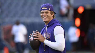 J.J. McCarthy injury update: How long will Vikings fans have to wait for the QB to return?
