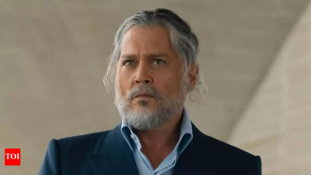 Johnny Depp to make a comeback to acting, joins 'A Christmas Carol' remake  | - The Times of India