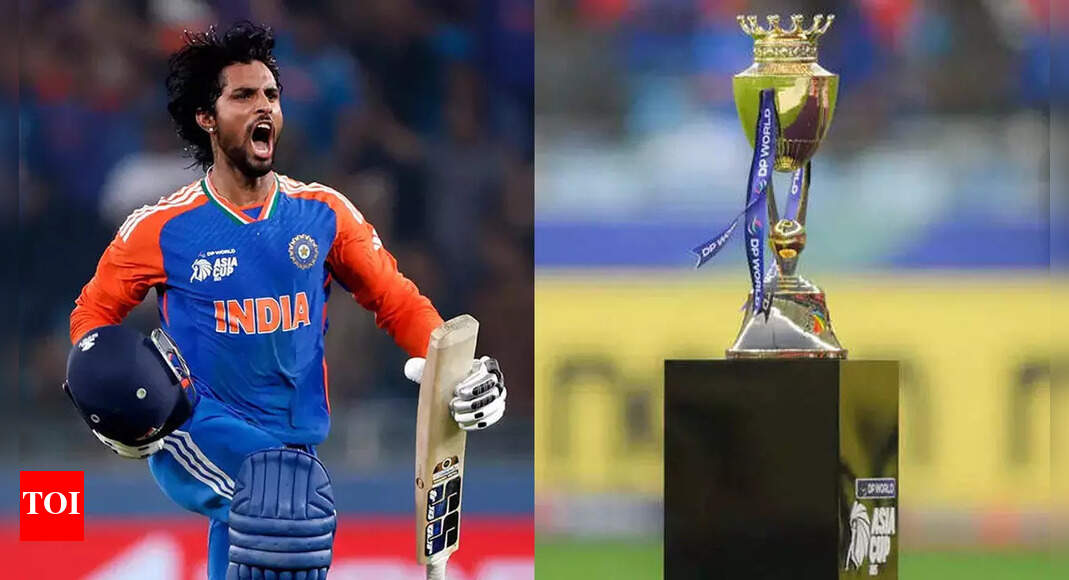 तिलक वर्मा ने एशिया कप ट्रॉफी विवाद को दिया नया मोड़; ट्रॉफी-रहित उत्सव को याद करते हुए: ‘हमने एक घंटा इंतजार किया…’ | क्रिकेट समाचार तिलक वर्मा ने एशिया कप ट्रॉफी विवाद को दिया नया मोड़; ट्रॉफी-रहित उत्सव को याद करते हुए: ‘हमने एक घंटा इंतजार किया…’ | क्रिकेट समाचार