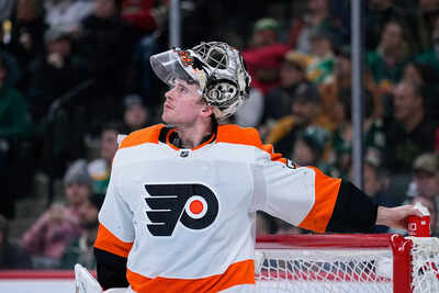  Golden Knights plan to sign Carter Hart on a $2 million cap hit deal