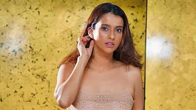 Pranitaa Pandit on life’s real joy; says ‘Luxury fades, moments stay’