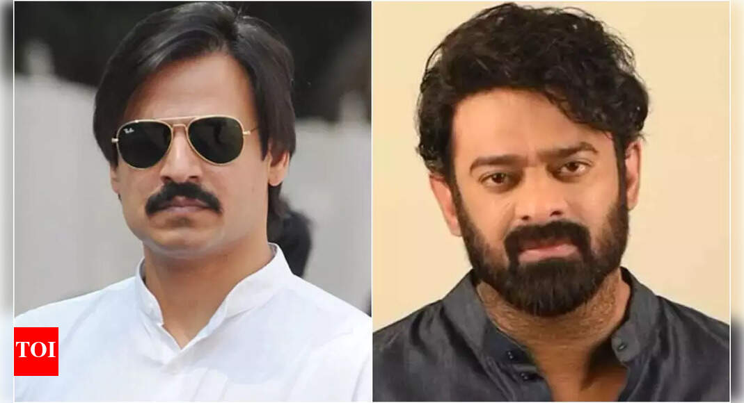 <div>Prabhas' fans welcome Vivek Oberoi him to 'Rebelwood'</div>