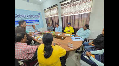 BCCI-appointed selectors (from right, facing) Neetu David, Chetan Sharma, Salil Ankola and Harvinder Singh with BCA secretary Ziaul Arefin and other office bearers during a meeting at BCA in Patna on Friday BCCI sends four selectors to Bihar