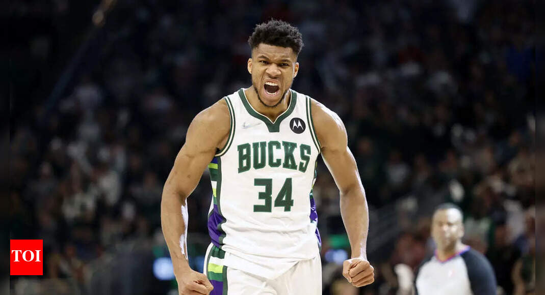 Giannis Antetokounmpo probable to play vs Raptors despite toe sprain