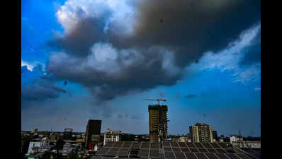 Yellow alerts in Maharashtra as wet spell makes a surprise comeback; light to moderate rain in Pune till Oct 27